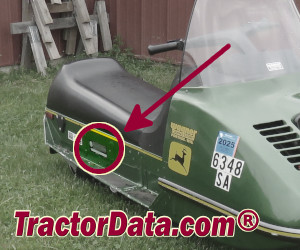 John Deere 400 serial number location